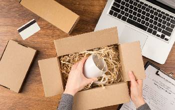 ¿Cómo elegir la caja plegadiza ideal para envíos?